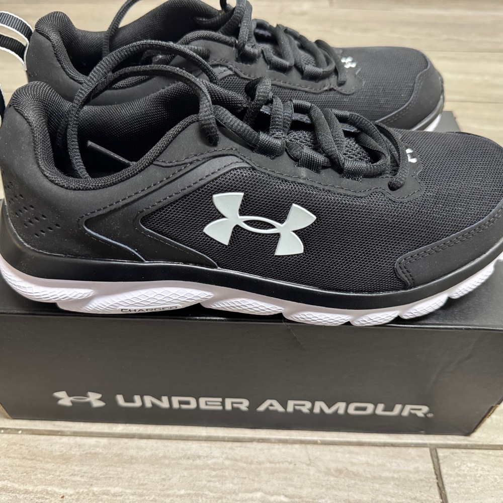 (Women’s) Under Armour Athletic Shoes